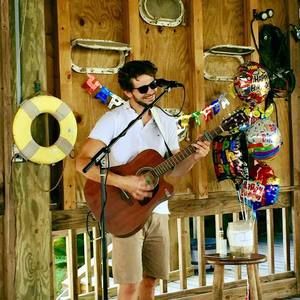 Meet your Posher, Logan